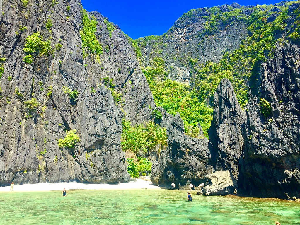 フィリピンのパワラン島：秘境エルニドのビッグラグーン
