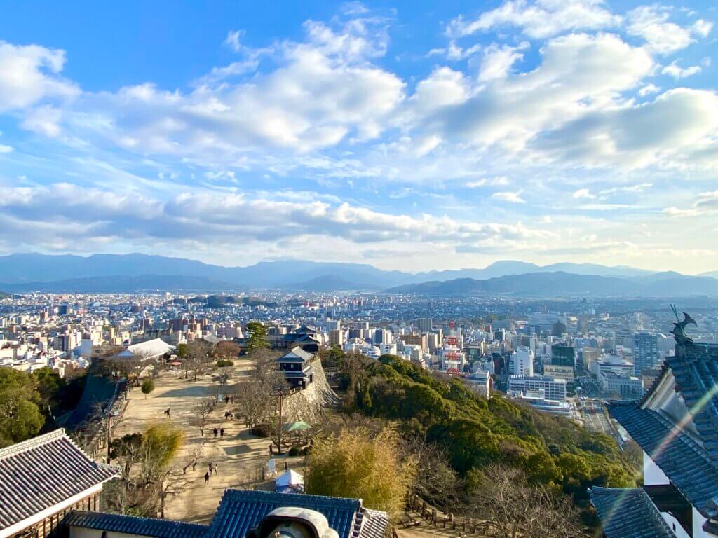 愛媛県松山市：松山城の天守閣からの風景