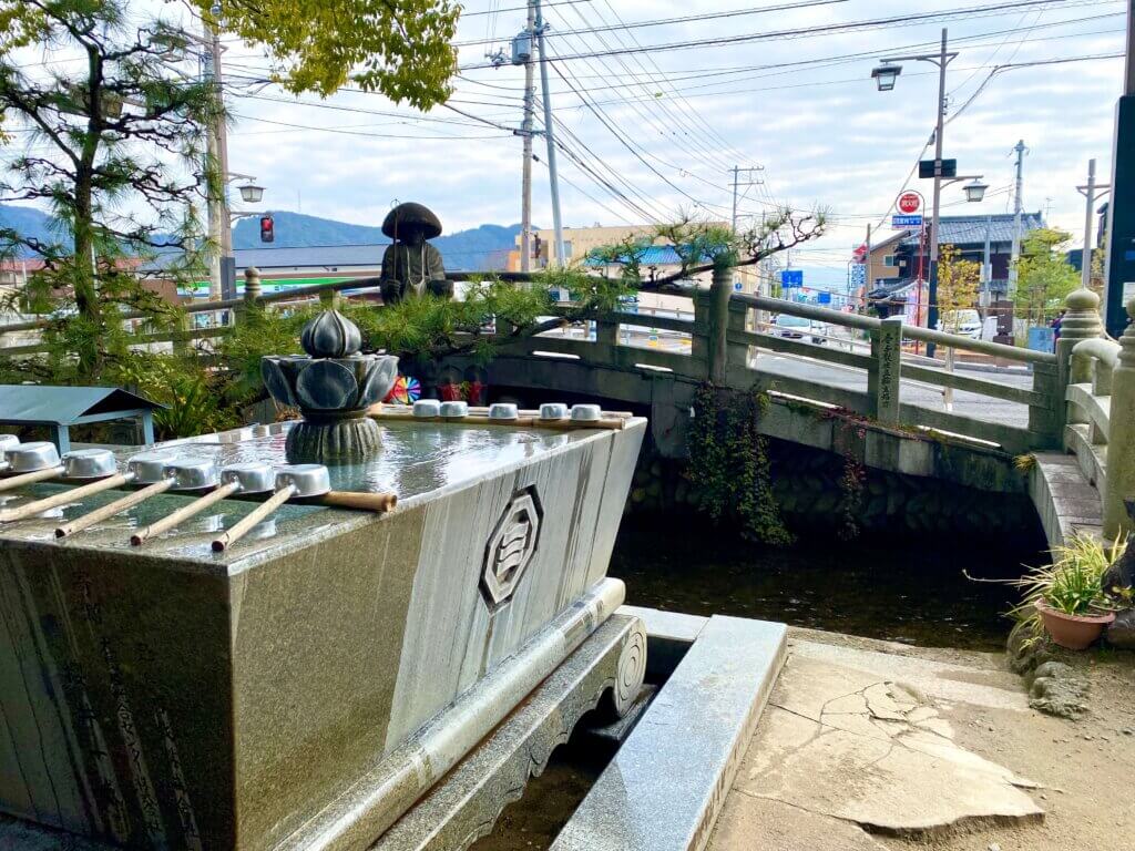 愛媛県松山市：石手寺の出会い橋
